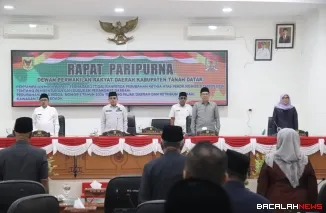 DPRD Tanah Datar menggelar rapat paripurna Perubahan Program Pembentukan Perda 2026. Sidang dipimpin Ketua DPRD Anton Yondra didampingi Wakil Ketua Nurhamdi Zahari dan Kamrita di Pagaruyung.