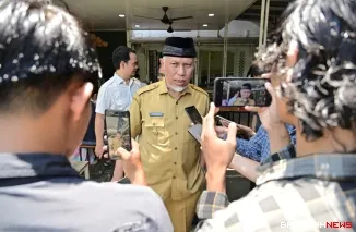 Gubernur Sumatera Barat Mahyeldi Ansharullah