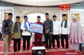 Tim Safari Ramadhan (TSR) I Pemkab Tanah Datar yang dipimpin Bupati Eka Putra bersilaturahmi dengan jamaah Masjid Jihad Kawai, Nagari Batu Bulek, Kecamatan Lintau Buo Utara.