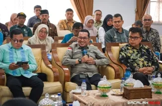 Bupati Eka Putra bersama Ketua DPRD Anton Yondra menggelar pertemuan awal dengan BPK RI Perwakilan Sumbar secara Virtual di Indojolito Batusangkar.