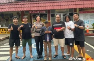 Jajaran Satreskrim Polresta Padang mengungkap kasus pencurian yang melibatkan seorang ibu rumah tangga berinisial N (44) yang beraksi di gudang barang bekas kawasan Padang Selatan.