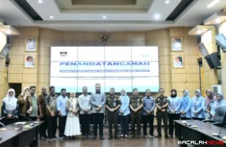 Pemerintah Kota (Pemko) Padang memperkuat sinergi di bidang hukum dengan menjalin kerja sama strategis bersama Kejaksaan Negeri (Kejari) Padang, melalui Penandatanganan Memorandum of Understanding (MoU) di bidang Perdata dan Tata Usaha Negara (Datun).