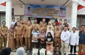 Pemko Payakumbuh Salurkan 272 Ton Beras dan 54 Ribu Liter Minyak Goreng untuk 13.628 KK