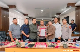 Pertamina Patra Niaga Regional Sumatera Bagian Utara bersama Polda Sumatera Barat menggelar rapat koordinasi untuk memperkuat pengawasan penyaluran BBM dan LPG agar tetap tepat sasaran di Sumatera Barat. (Dok.Ist)