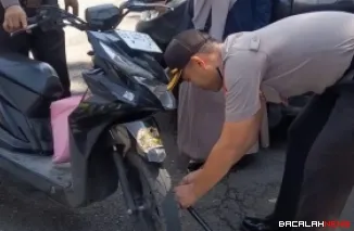 Polres Tanah Datar menggencarkan langkah pencegahan pencurian kendaraan bermotor dengan membagikan kunci ganda gratis kepada pengendara di Batusangkar. (Dok. Ist)