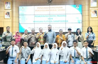 Melalui Program Unggulan (Progul) "Padang Juara", Pemerintah Kota (Pemko) Padang kembali menjalin Memorandum of Understanding (MoU) dengan Yayasan Putera Sampoerna tentang Program Bantuan Pendidikan Tingkat Sarjana di Sampoerna University untuk tahun akad