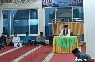 Sekdakab Tanah Datar Abdurrahman Hadi mewakili Bupati menyerap aspirasi jamaah Masjid Raya Rambatan.