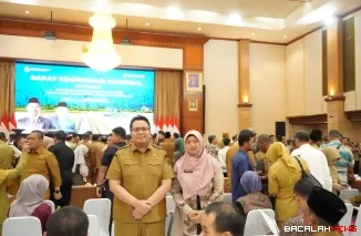 Wabup Ahmad Fadly didampingi Kepala Distan Sri Mulyani mengikuti Rakornas Mitigasi Kekeringan Lahan Pertanian yang digelar Kementan RI di Jakarta.