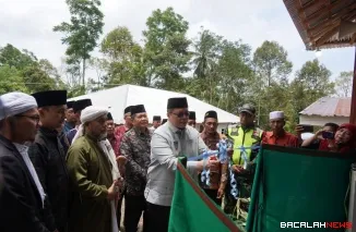 Wabup Ahmad Fadly meresmikan Mushalla Nurul Ilmi di Kompleks PPTI Nurul Yaqin, Nagari Batipuh Ateh, Kecamatan Batipuh.