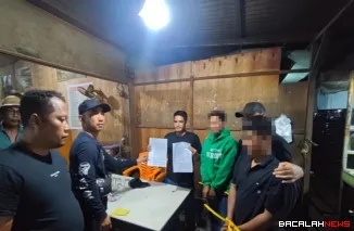 Pelaku berinisial RD (21) dan RT (40) ditangkap saat berada di sebuah warung sate milik keluarganya di daerah Tandun, Kabupaten Rokan Hulu