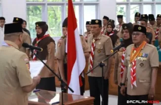 Kakwarda Sumbar Audy Joinaldy melantik Eka Putra sebagai Kamabicab Kwarcab Tanah Datar masa bakti 2026--2031 di Aula Kantor Bupati Tanah Datar.