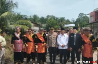 Kapolsek Lubuk Basung Hadiri Batagak Penghulu, Ajak Ninik Mamak Bimbing Generasi Muda