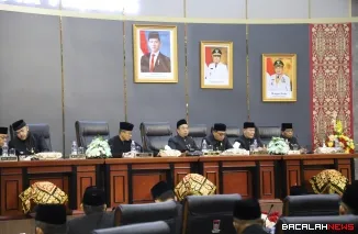 Ketua DPRD Kota Padang Muharlion Pimpin Sidang Paripurna HJK ke 357