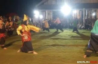 Penampilan Kolaborasi KKN Unand dan Warga TBA Memukau, Puncak HUT RI Digelar Meriah
