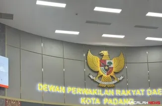 Ketua Fraksi Partai Golkar DPRD Kota Padang Helmi Mosim Tegaskan, PAD Tidak Boleh Memberatkan Rakyat
